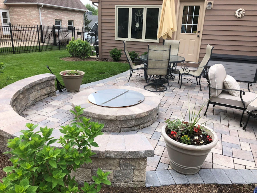 Premium architectural concrete paver pool deck in Clarkston GA with tight joints, pale color, and contemporary pattern around in-ground pool
